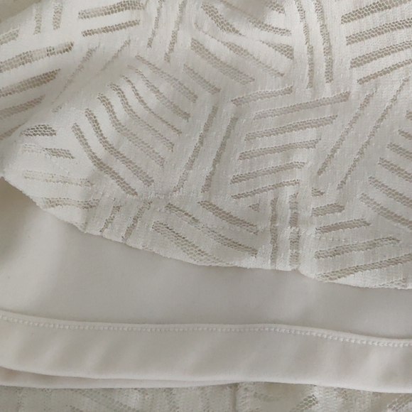 Banana Republic White Tank Top - Picture 4 of 5